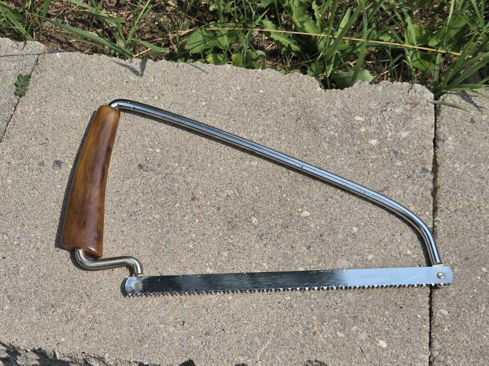 Vintage Bakelite Meat/Kitchen Saw with Brown Handle